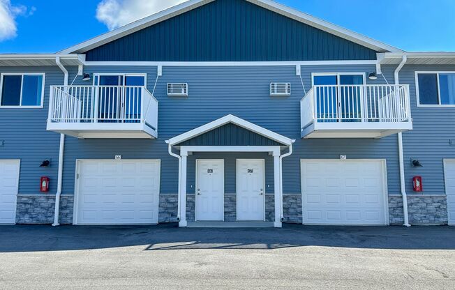 2 beds, 1 bath, 1,039 sqft, $1,395, Unit CH 1136-86