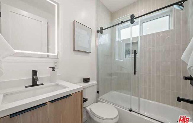 257 1/2 S PARK VW ST