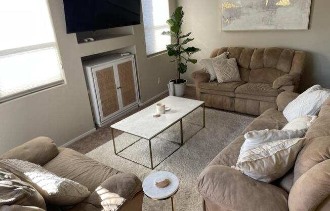 2001 Jade Creek Street