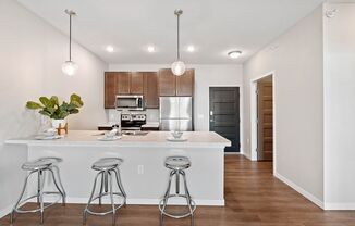 1 bed, 1 bath, 726 sqft, $995, Unit 210