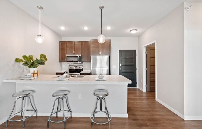 1 bed, 1 bath, 726 sqft, $995, Unit 210