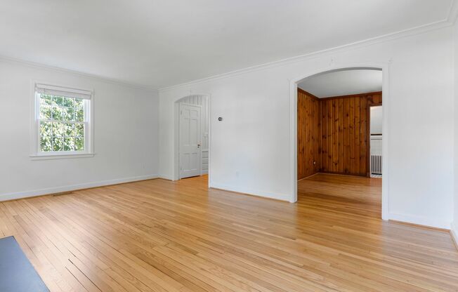 3 beds, 2.5 baths, $5,228