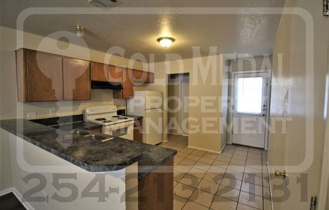 1106 Leslie Circle