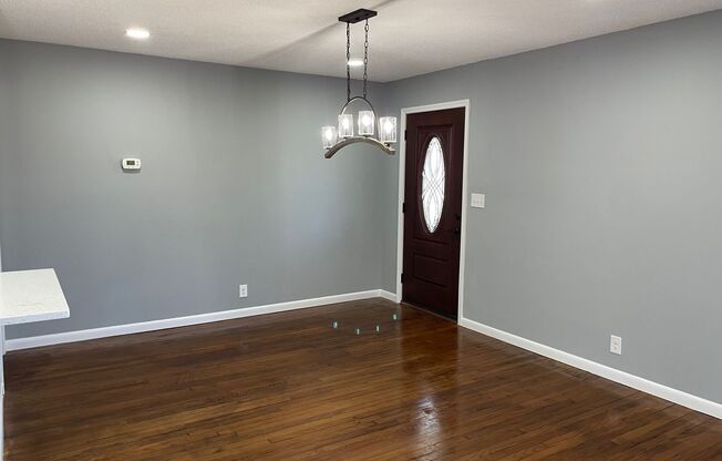 Beautiful 3 Bed, 2 Bath Home located in Asheboro off N. McCrary St near park.