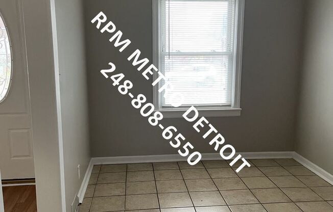 3 beds, 1 bath, $1,295, Unit (MVO)