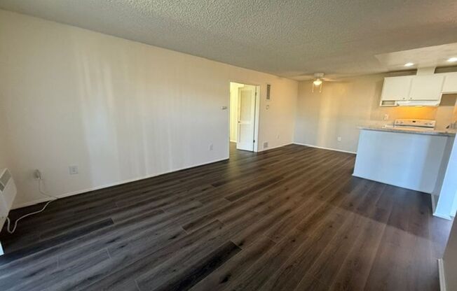 1 bed, 1 bath, 716 sqft, $2,150, Unit J004