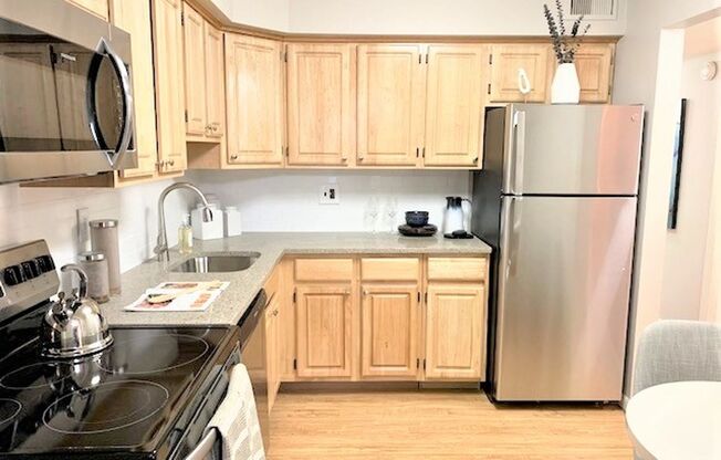 2 beds, 2 baths, 1,080 sqft, $2,380, Unit 306