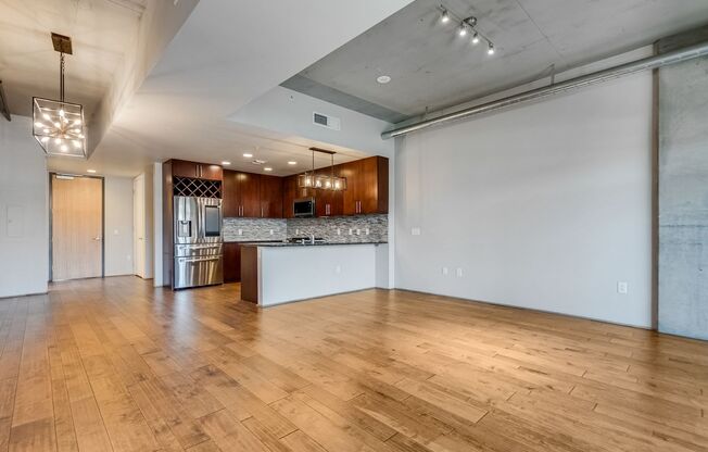 Sophisticated urban living in this stylish 2bd/2.5ba residence at Juhl