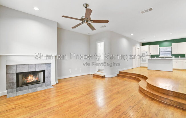 1604 REINERMAN ST