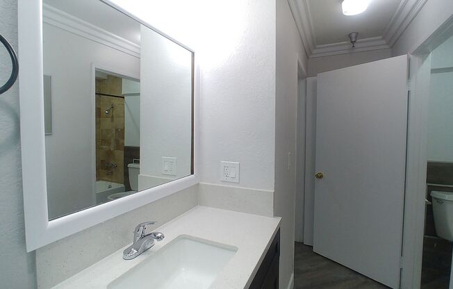 2 beds, 2 baths, 910 sqft, $2,895, Unit 302