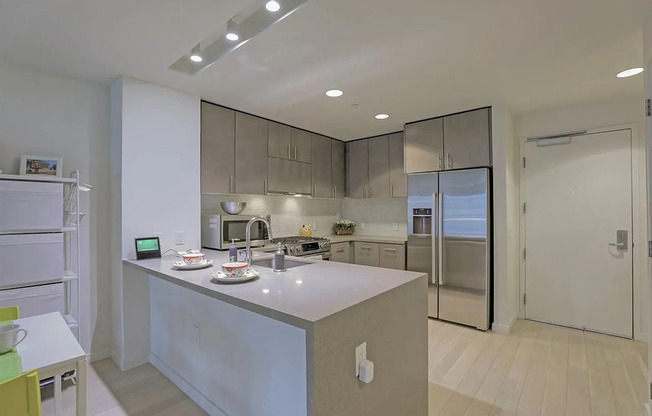 51 Innes Ct Apt 211