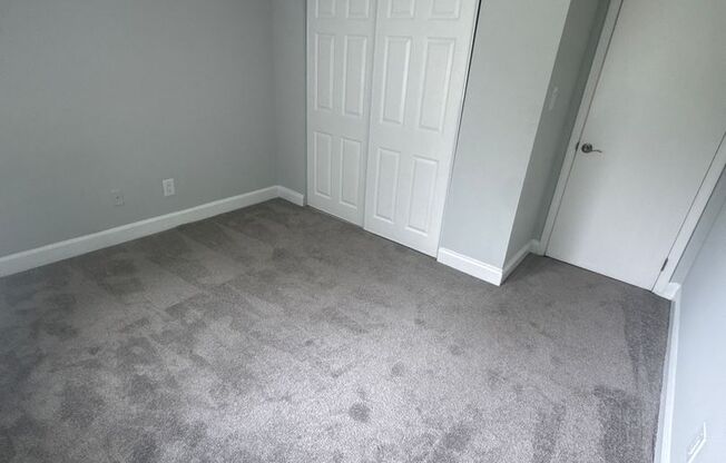 3 beds, 2 baths, 1,300 sqft, $2,440, Unit 3331 #103