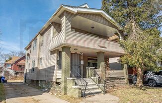 3642 E 112th St,