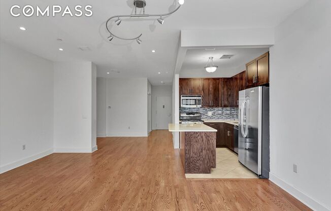 1 bed, 1 bath, 1,300 sqft, $2,800, Unit 2K