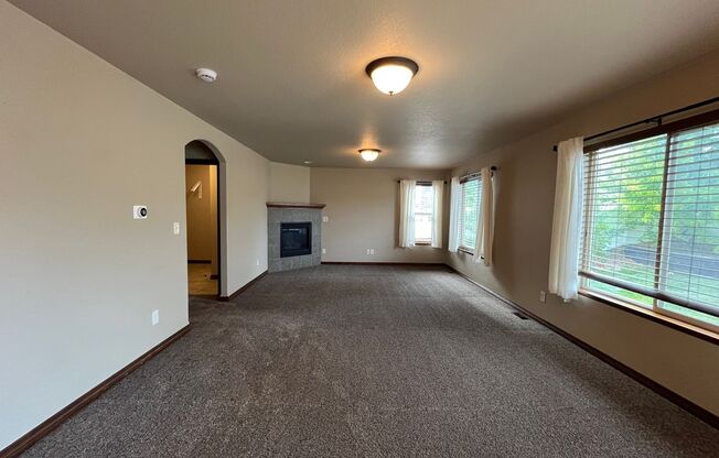 Beautiful single-family home in Berthoud!