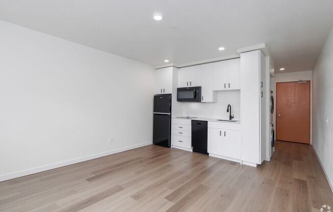 Studio, 1 bath, 351 sqft, $1,349, Unit Unit 507 - Furnished