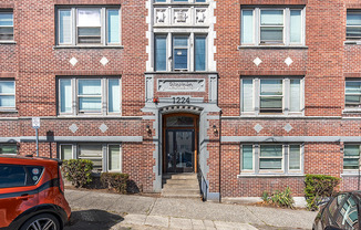 Welcome Home to Granada Apartments