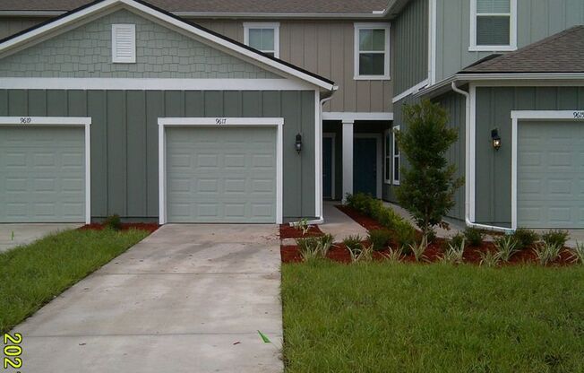 Baypointe Townhome Available!