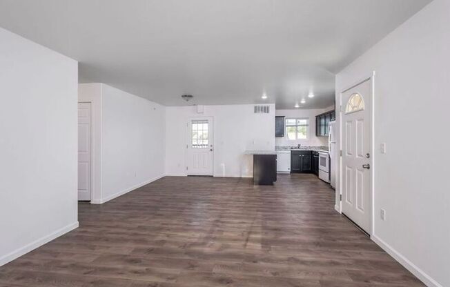 3 beds, 2 baths, 1,200 sqft, $1,750, Unit 1863-A240