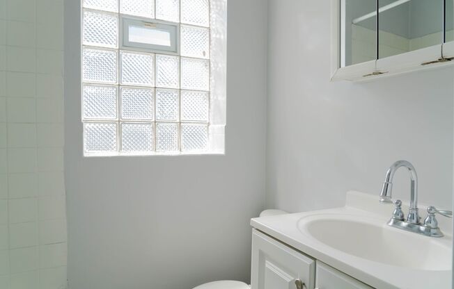 Studio, 1 bath, 250 sqft, $1,025, Unit 4070-212