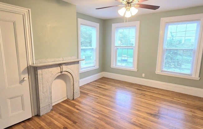 3 beds, 1.5 baths, 1,300 sqft, $3,300, Unit 2