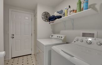 3 beds, 2 baths, $2,695