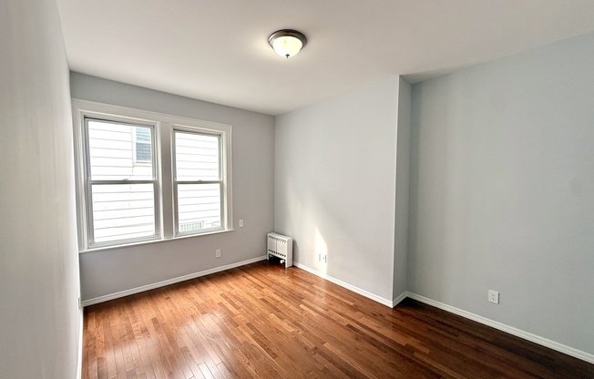 1675 85 ST