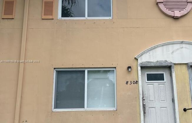 8308 NORTHWEST 2 AVE