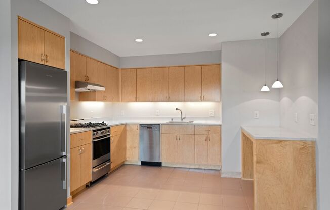 1 bed, 1 bath, 625 sqft, $1,405