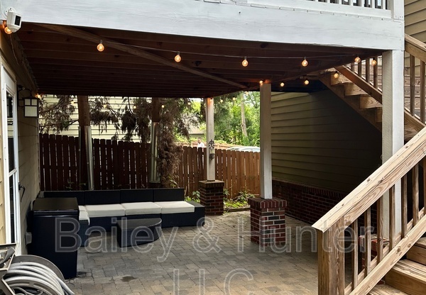 1524 PARK RD