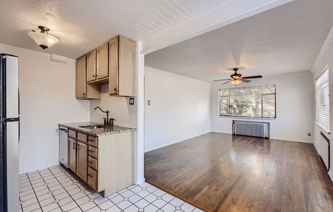 1 bed, 1 bath, $1,250, Unit # 202