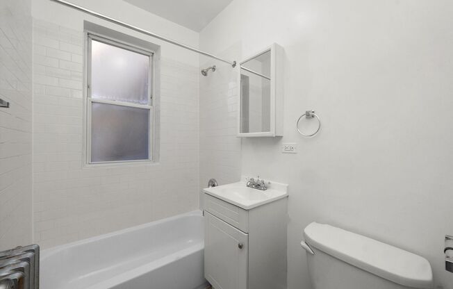 Studio, 1 bath, 450 sqft, $1,795, Unit 306