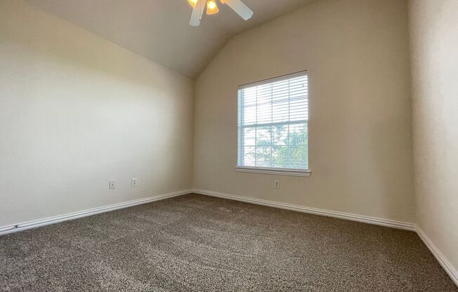 4 beds, 3.5 baths, $2,750