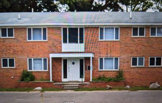 22570 W SEVEN MILE RD