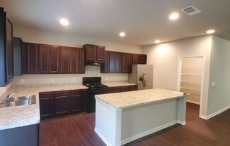 4 beds, 2.5 baths, $1,995