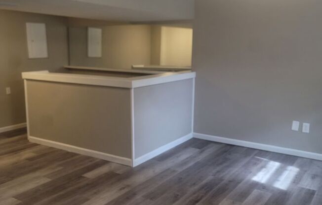 2 beds, 2 baths, $1,599