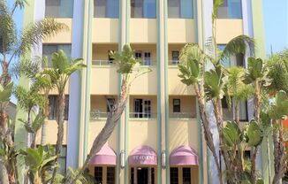 1227 E OCEAN BLVD