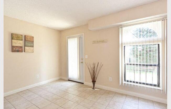 Gallery Photo 18