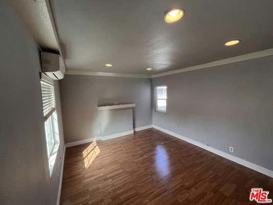 2 beds, 1 bath, 777 sqft, $2,400