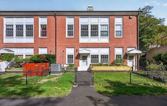 35 ELDRIDGE RD