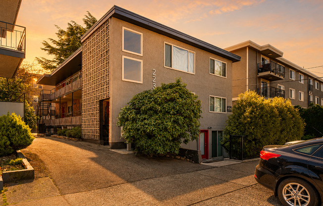 2237 Apartments - Located in the Heart of Ballard