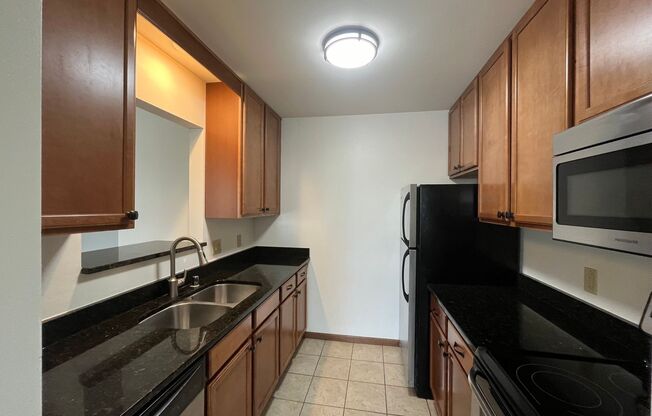 2 beds, 1 bath, $1,495