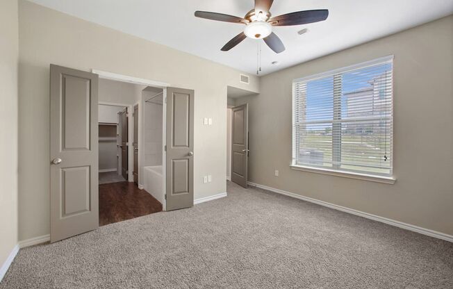 2 beds, 2 baths, 1,039 sqft, $1,529, Unit 823