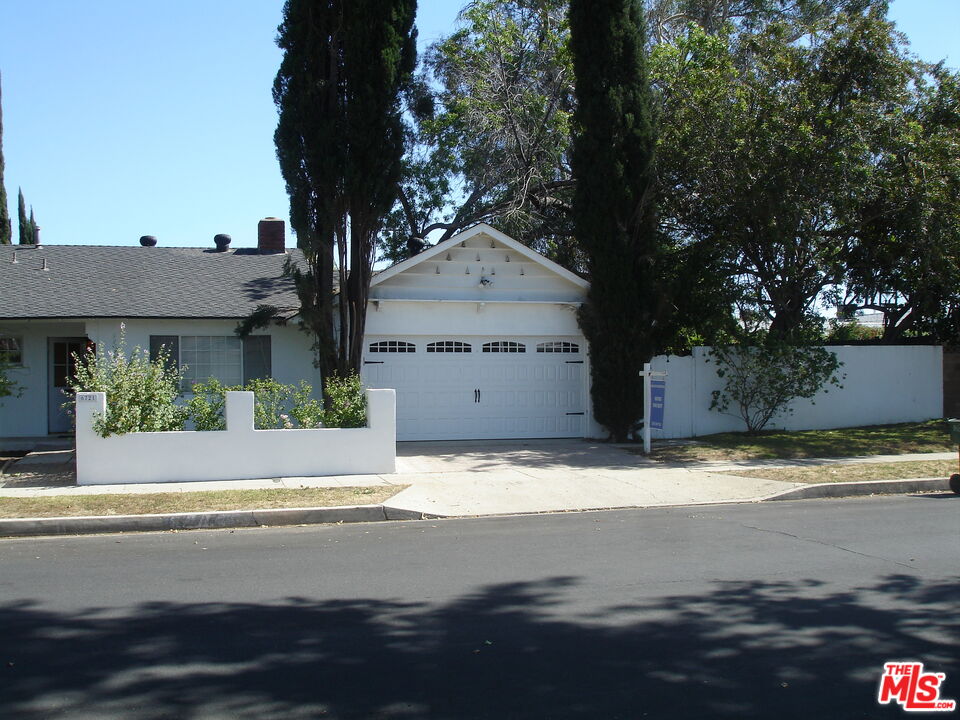 6721 MELBA AVE