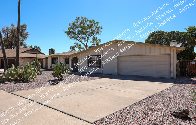 2636 S REYES