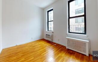 1441 YORK AVE