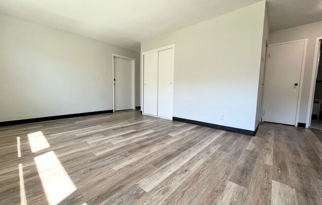 Delaware Ave Apartments