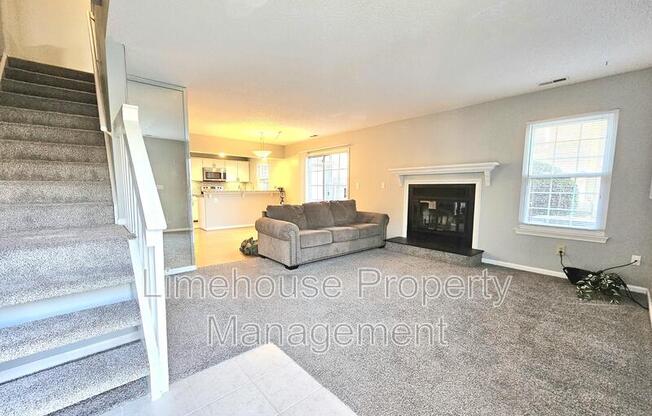 435 CHATTERTON DR