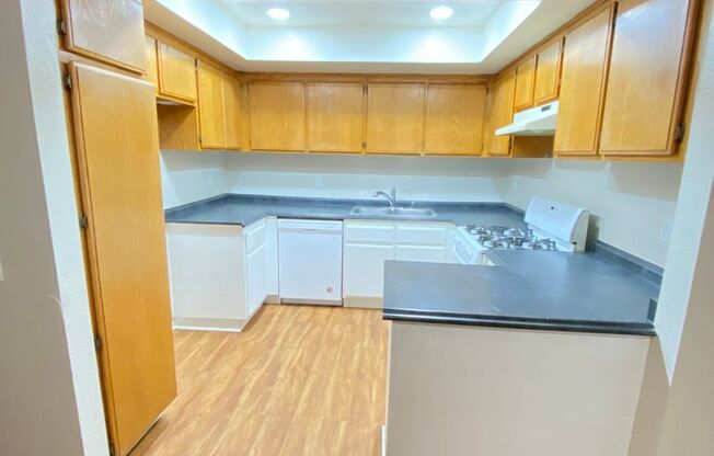 Arlington Court Apartments