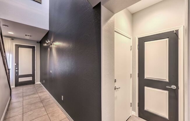 Near Downtown Summerlin! *6-12 months being offered* Beautiful Furnished W/Designer Touches T/O